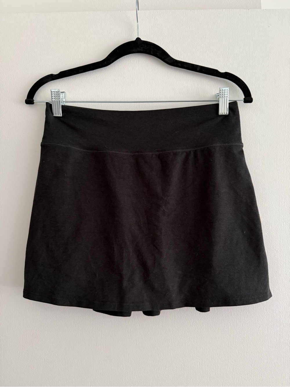 Vuori Black Circle Skort